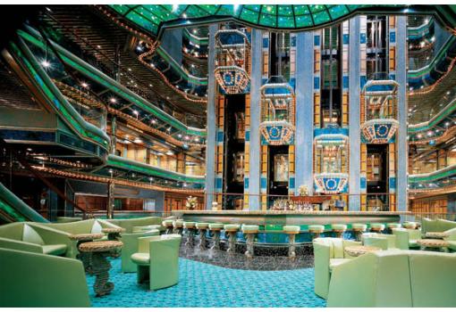 El gran Atrium Seven Seas 